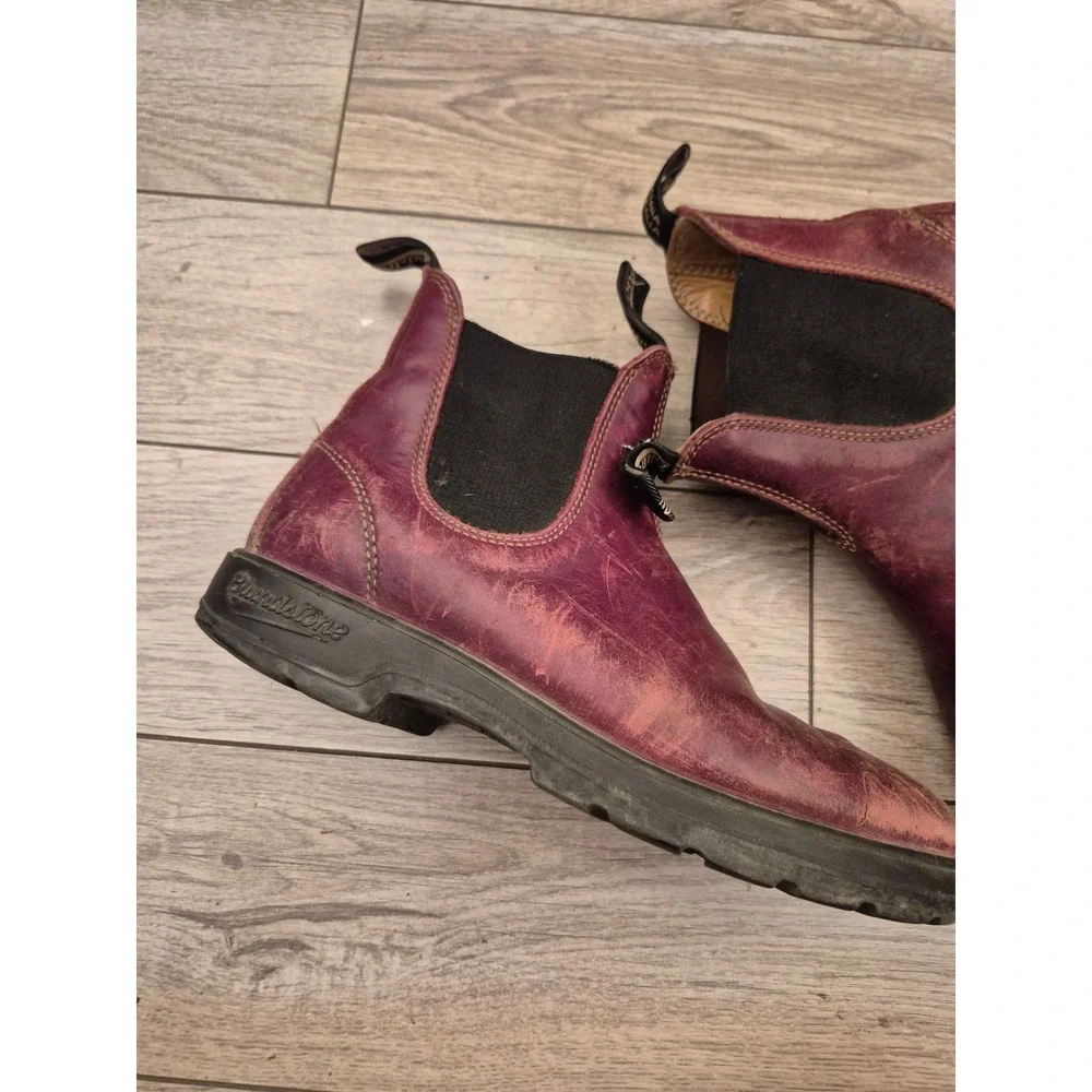Blundstone Womens Red Burgundy Leather Chelsea Boots‎ Distressed Pull On Sz 5.5